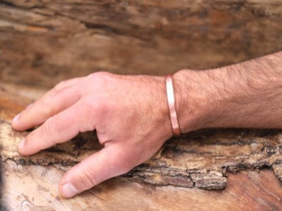 Le bracelet en cuivre : est-ce que ça marche vraiment ?
